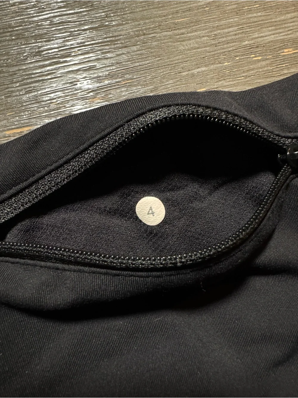 Lululemon Solid Black Speed Up 2.5” Inseam Shorts 4